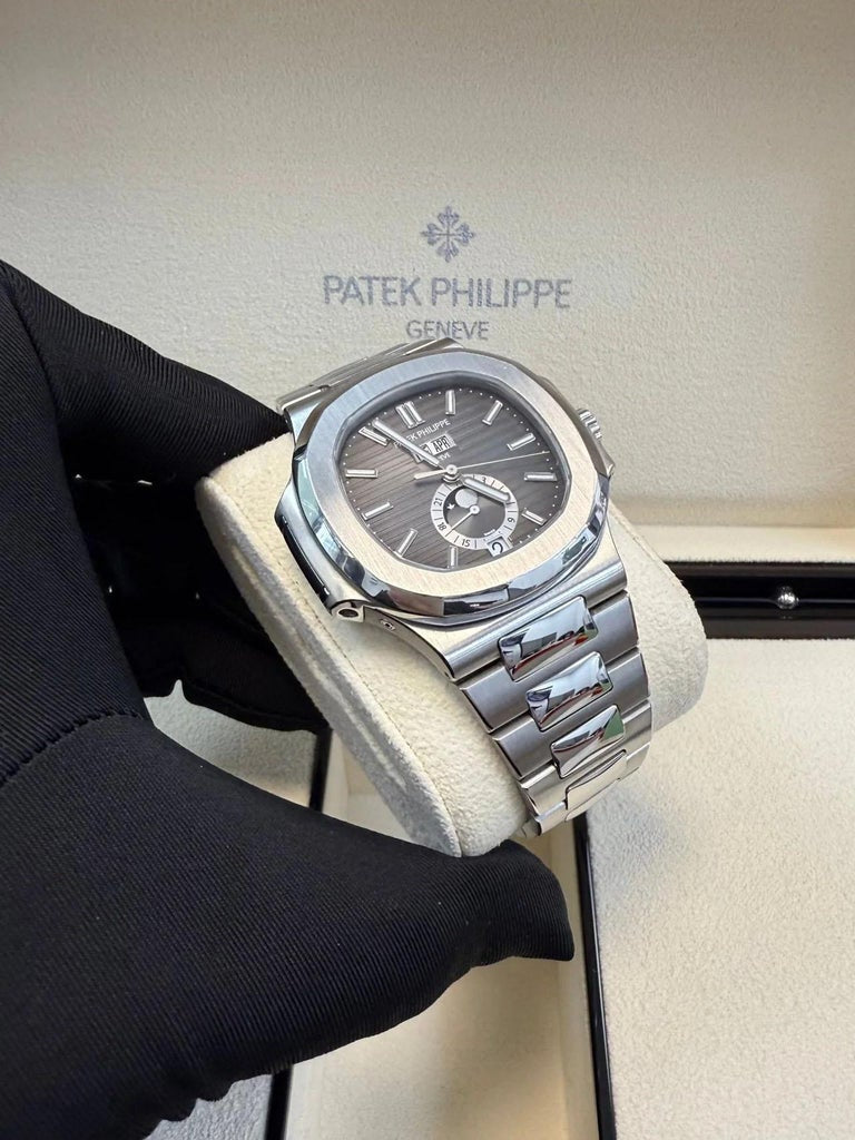 Patek Philippe Nautilus Calendrier Annuel 5726/1A-001