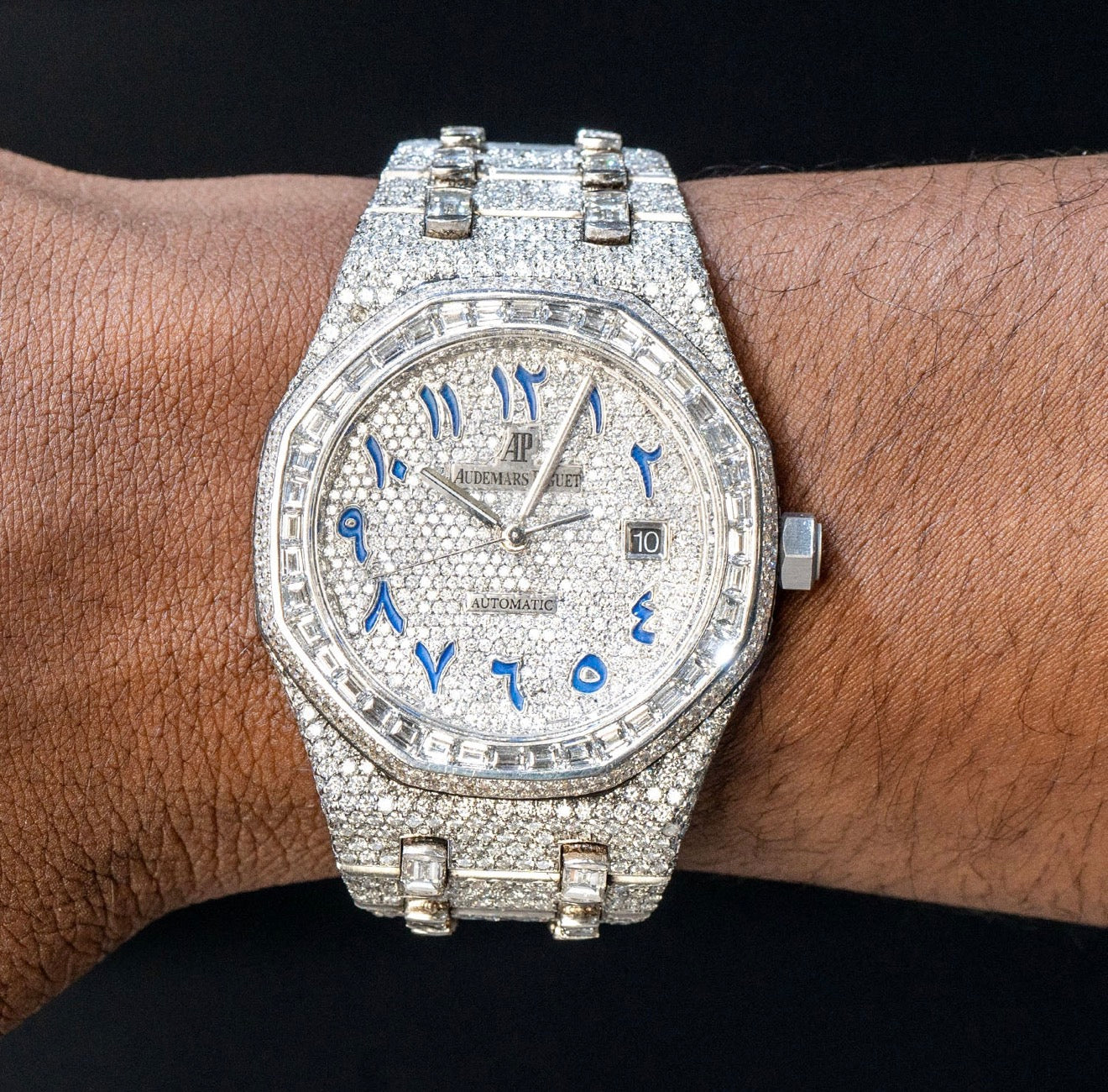 Audemars Piguet Royal Oak | Entièrement Diamanté | 41 MM | 25 Carats | Diamants Taille Ronde et Baguette