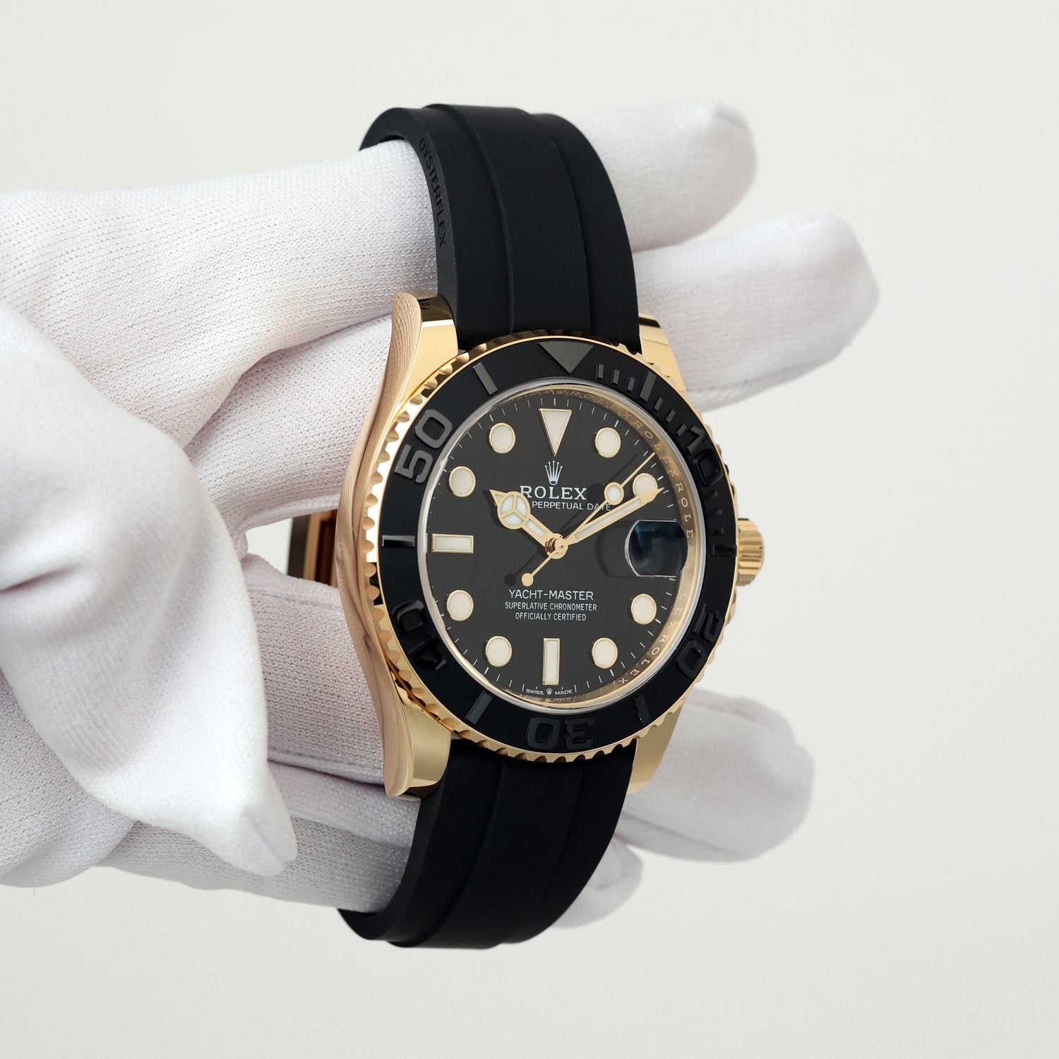 ROLEX OYSTER PERPETUAL DATE YACHT-MASTER 42MM